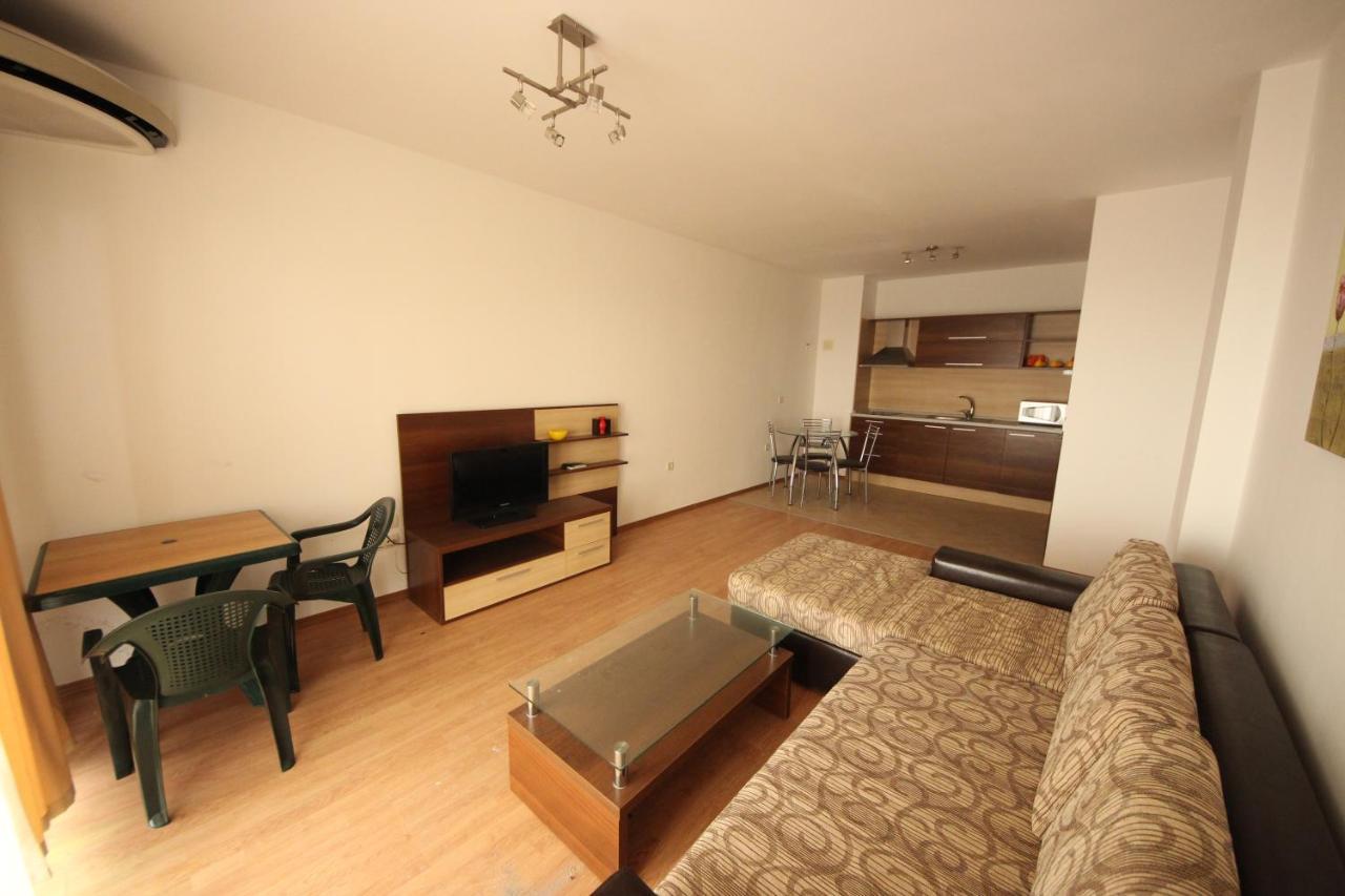 Menada Rocamar Apartments تساريفو المظهر الخارجي الصورة